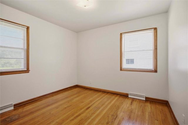 2500 Hillside Drive, Harrisonville, MO 64701