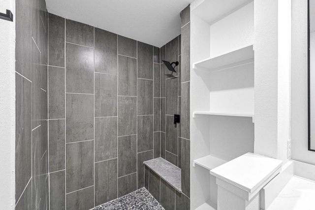 1025 20th Street, Hempstead, TX 77445