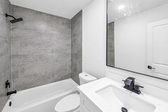 1025 20th Street, Hempstead, TX 77445