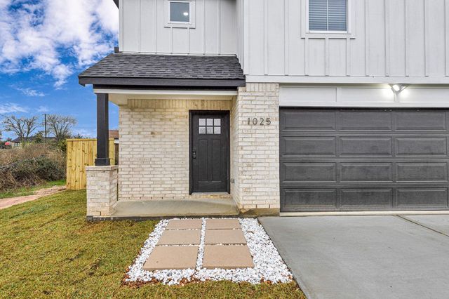 1025 20th Street, Hempstead, TX 77445