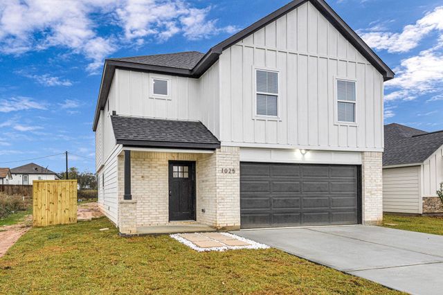 1025 20th Street, Hempstead, TX 77445