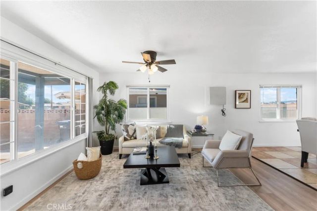 1209 W Avenue H8, Lancaster, CA 93534