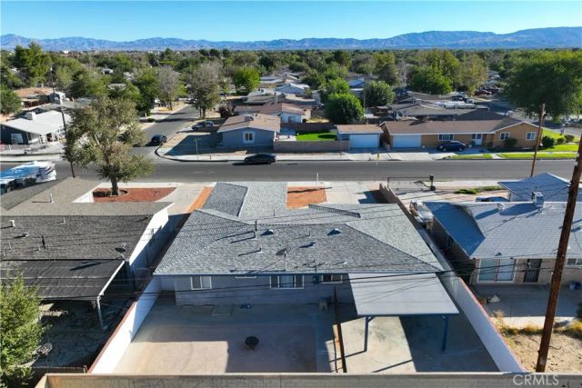 1209 W Avenue H8, Lancaster, CA 93534