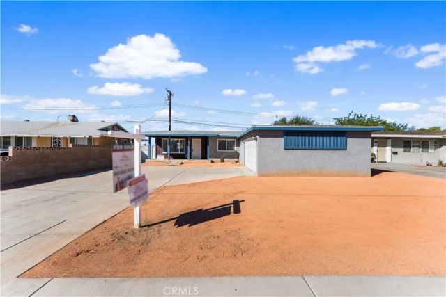 1209 W Avenue H8, Lancaster, CA 93534