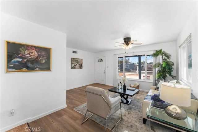 1209 W Avenue H8, Lancaster, CA 93534