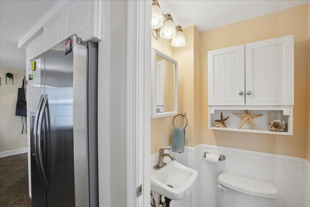 14 9th Street, Nashua, NH 03060