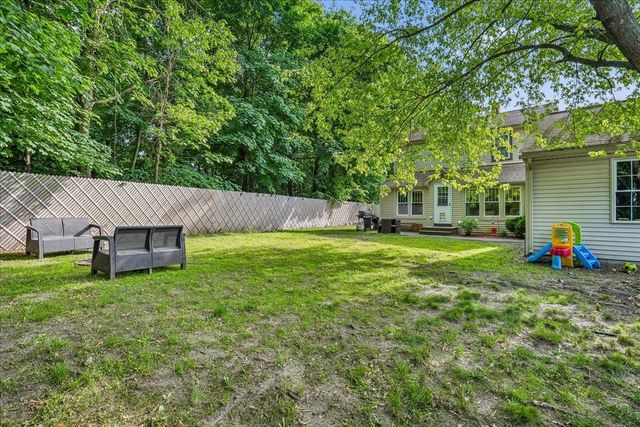 14 9th Street, Nashua, NH 03060