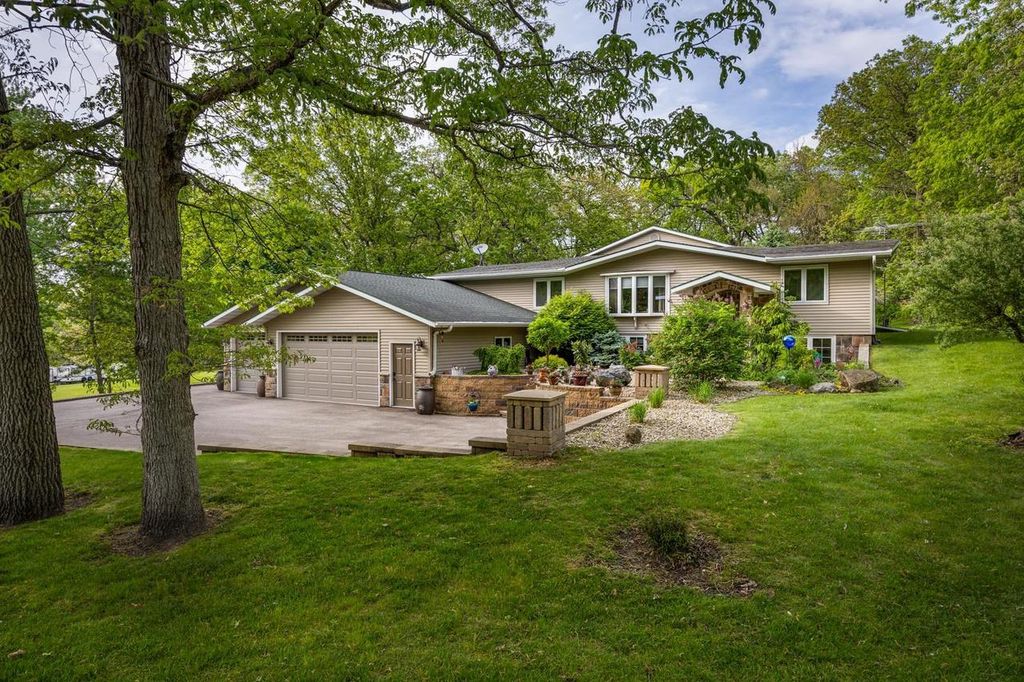 N5040 Ludwig Road, Rio, WI 53960