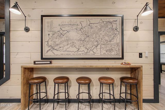 315 Rambling Creek Way, Sevierville, TN 37862