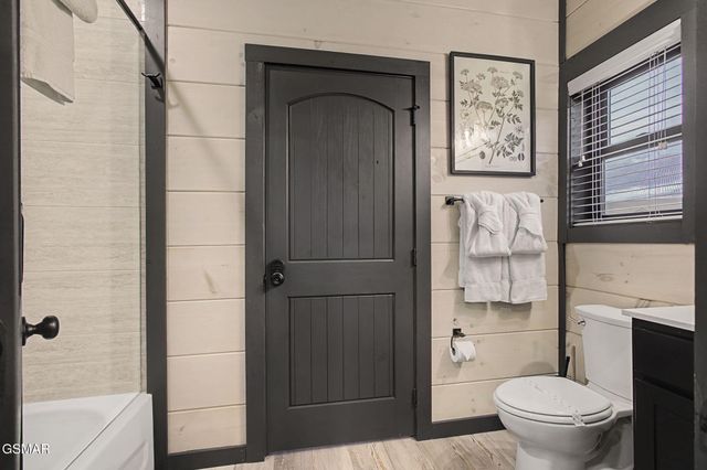 315 Rambling Creek Way, Sevierville, TN 37862