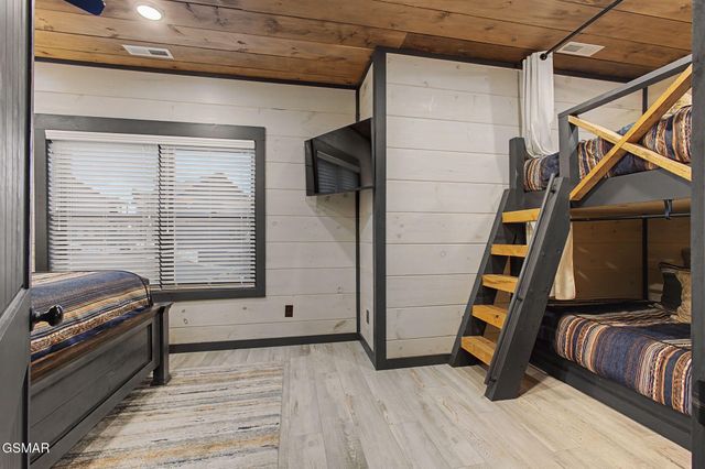 315 Rambling Creek Way, Sevierville, TN 37862