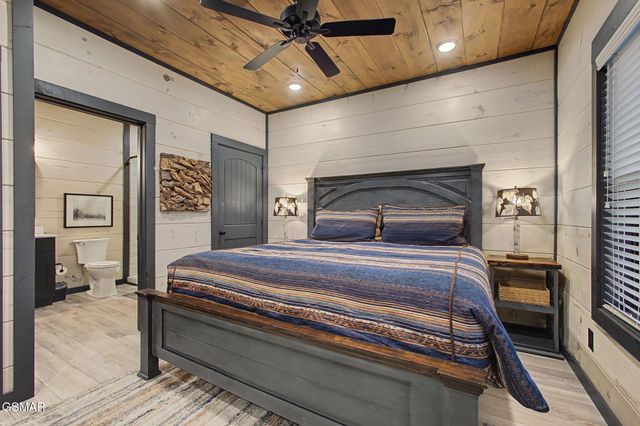 315 Rambling Creek Way, Sevierville, TN 37862