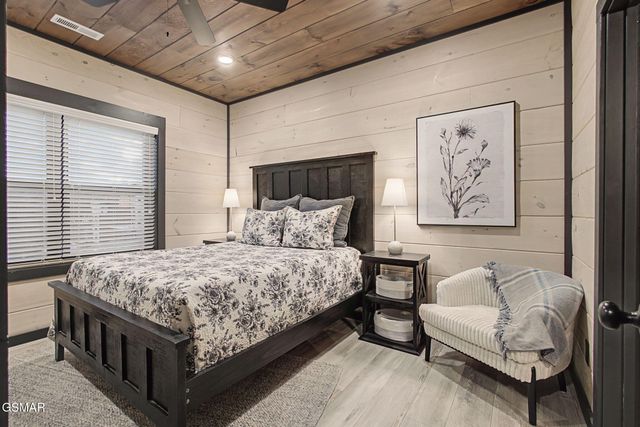 315 Rambling Creek Way, Sevierville, TN 37862