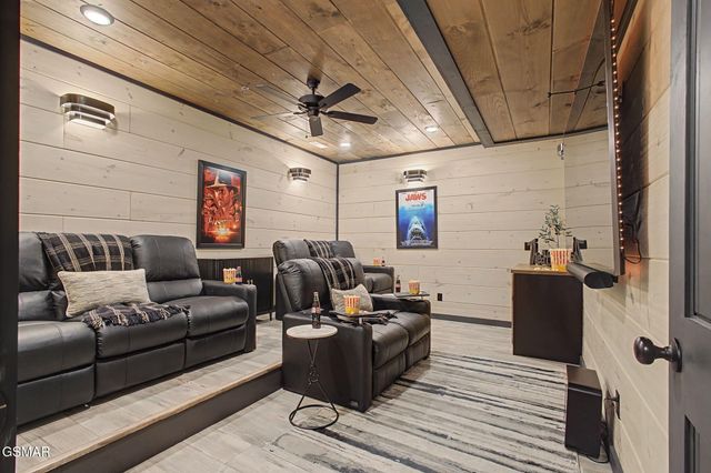 315 Rambling Creek Way, Sevierville, TN 37862