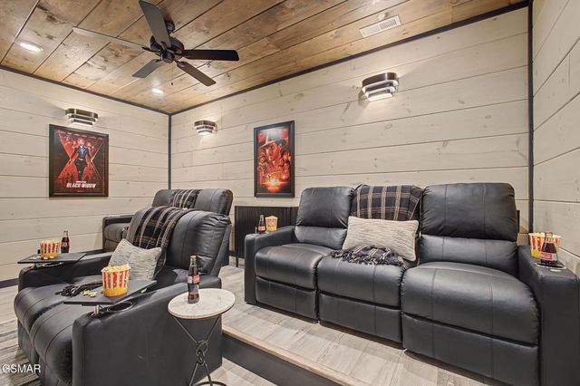 315 Rambling Creek Way, Sevierville, TN 37862