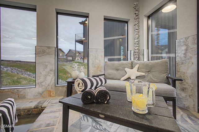 315 Rambling Creek Way, Sevierville, TN 37862