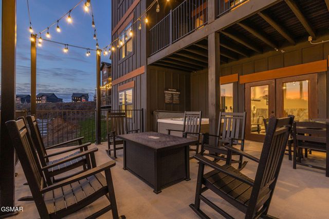 315 Rambling Creek Way, Sevierville, TN 37862