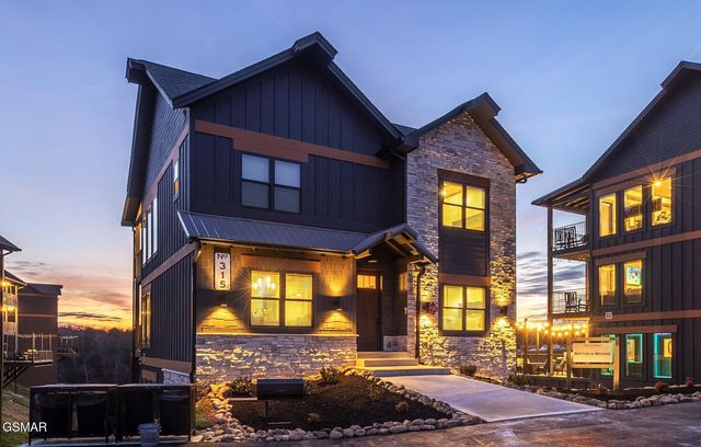 315 Rambling Creek Way, Sevierville, TN 37862