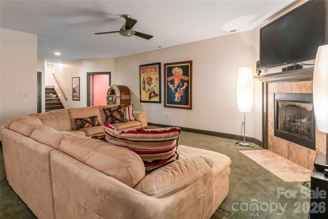 300 White Pine Drive, Hendersonville, NC 28739