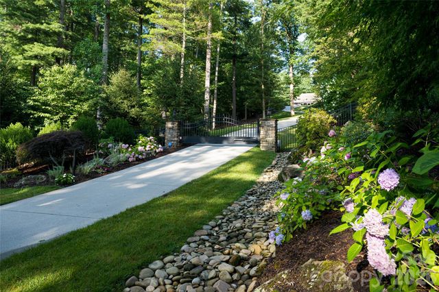 300 White Pine Drive, Hendersonville, NC 28739