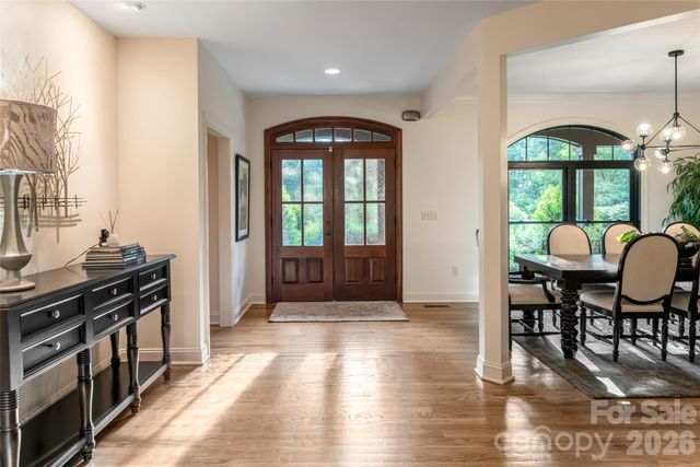 300 White Pine Drive, Hendersonville, NC 28739