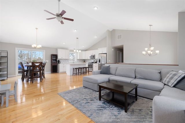 61 Garden Street, Cumberland, RI 02864