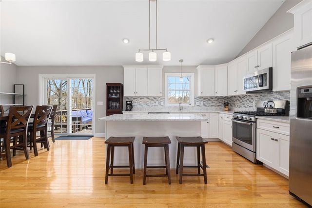 61 Garden Street, Cumberland, RI 02864