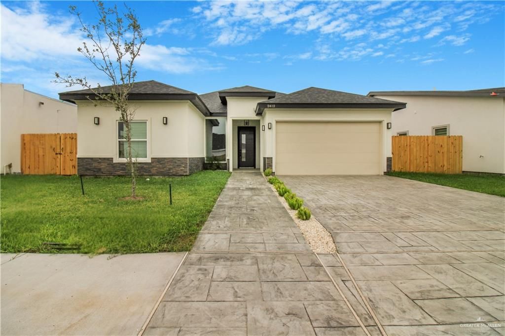 2412 N Revolution Street, Edinburg, TX 78541