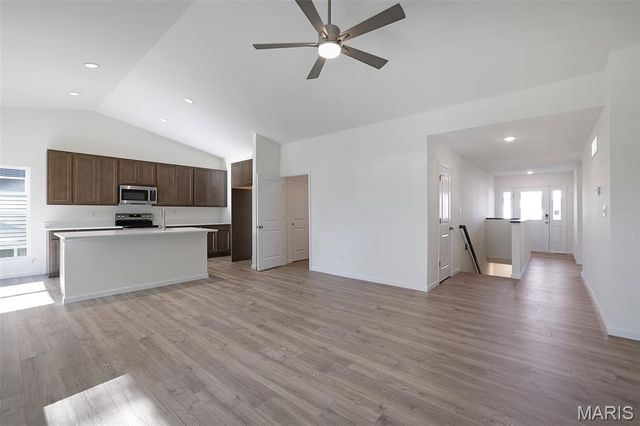 405 Flemming Circle, Wentzville, MO 63385