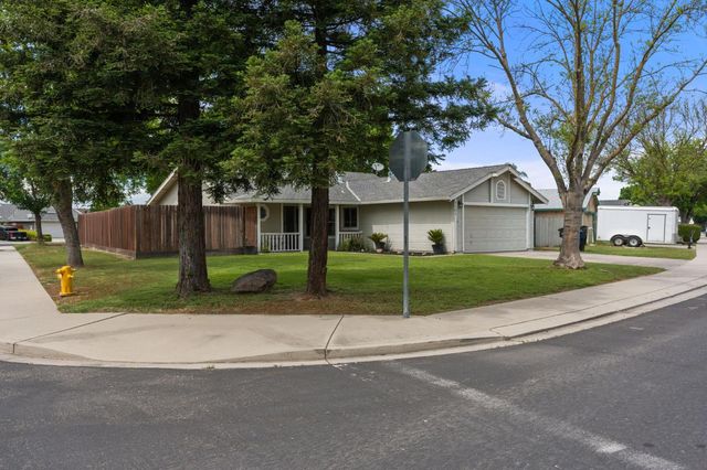 1101 Winchell Way, Modesto, CA 95358