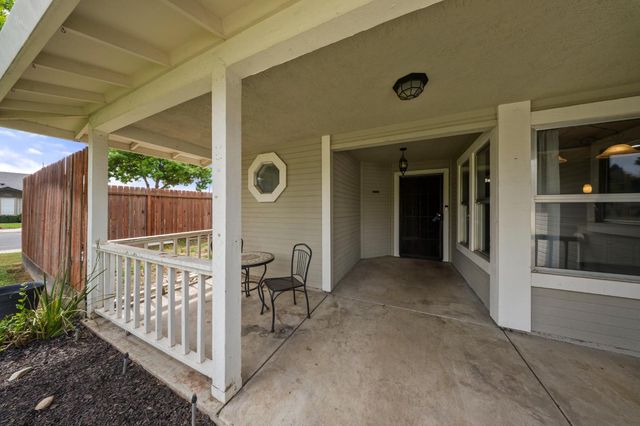 1101 Winchell Way, Modesto, CA 95358