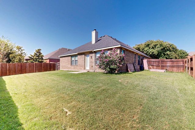 409 Northbrook Avenue, Oak Point, TX 75068