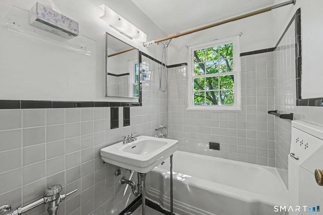 61 Putnam Park 61, Greenwich, CT 06830