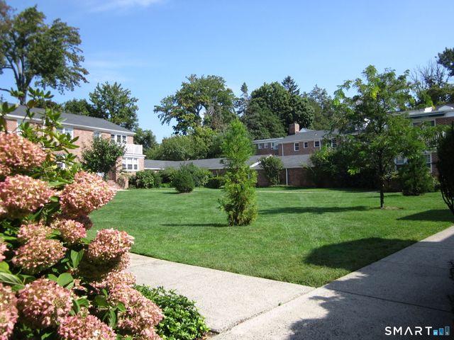 61 Putnam Park 61, Greenwich, CT 06830