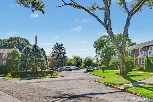 61 Putnam Park 61, Greenwich, CT 06830