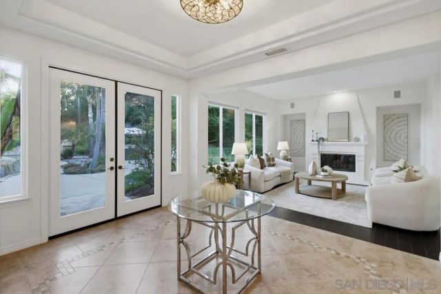 13635 Antelope Station, Poway, CA 92064