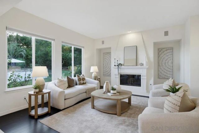 13635 Antelope Station, Poway, CA 92064