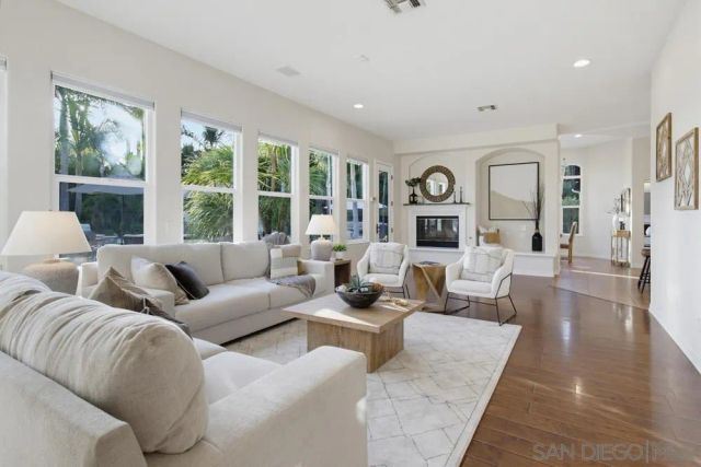 13635 Antelope Station, Poway, CA 92064