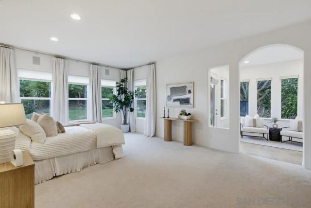 13635 Antelope Station, Poway, CA 92064