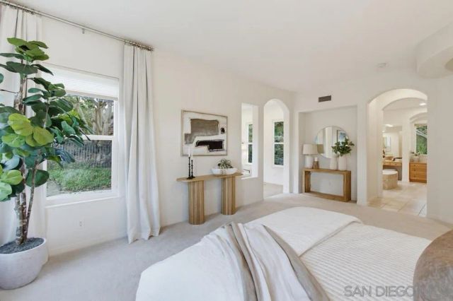 13635 Antelope Station, Poway, CA 92064