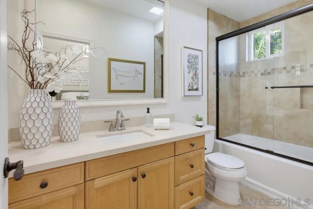 13635 Antelope Station, Poway, CA 92064