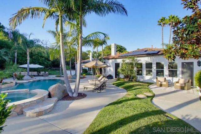 13635 Antelope Station, Poway, CA 92064