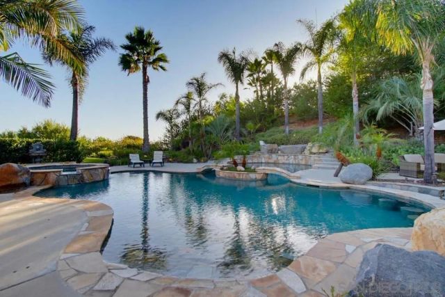 13635 Antelope Station, Poway, CA 92064