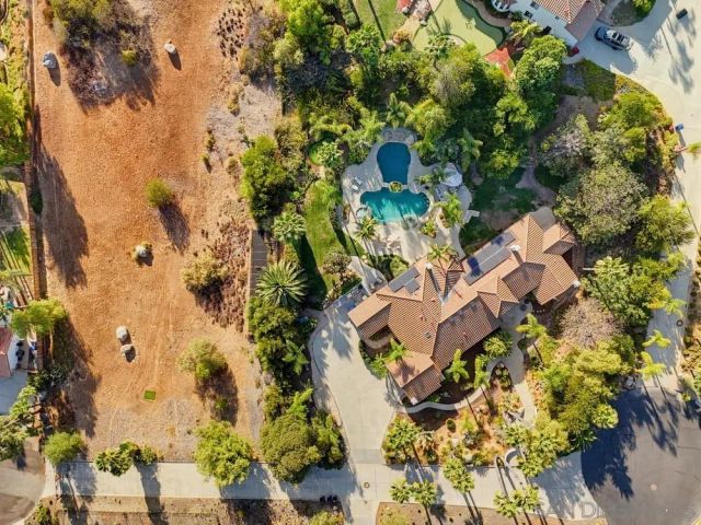 13635 Antelope Station, Poway, CA 92064