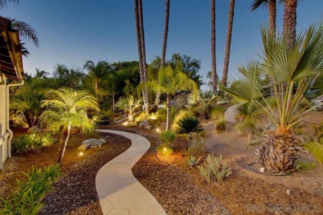 13635 Antelope Station, Poway, CA 92064