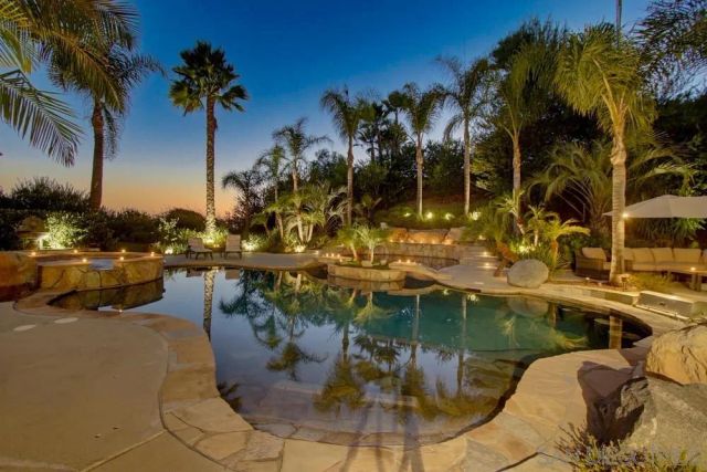13635 Antelope Station, Poway, CA 92064