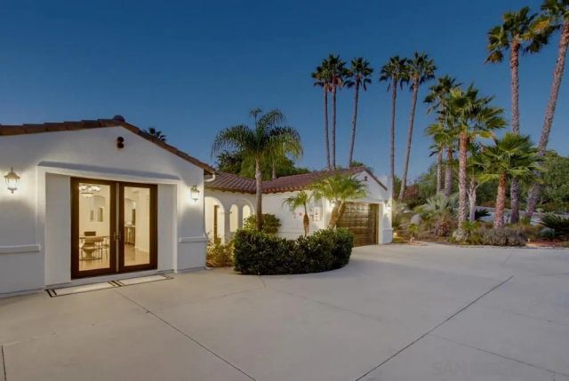 13635 Antelope Station, Poway, CA 92064