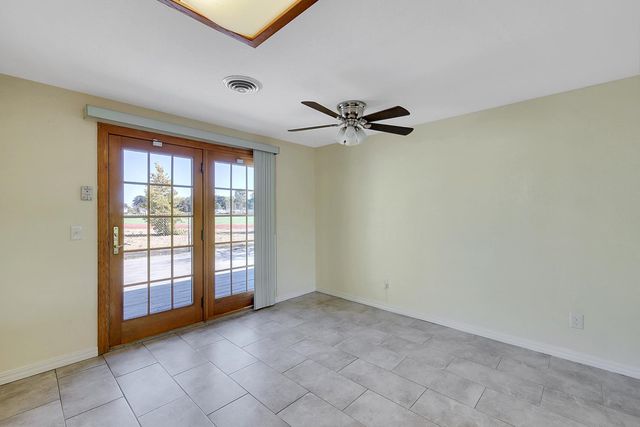 4294 Lever Ave, Olivehurst, CA 95961