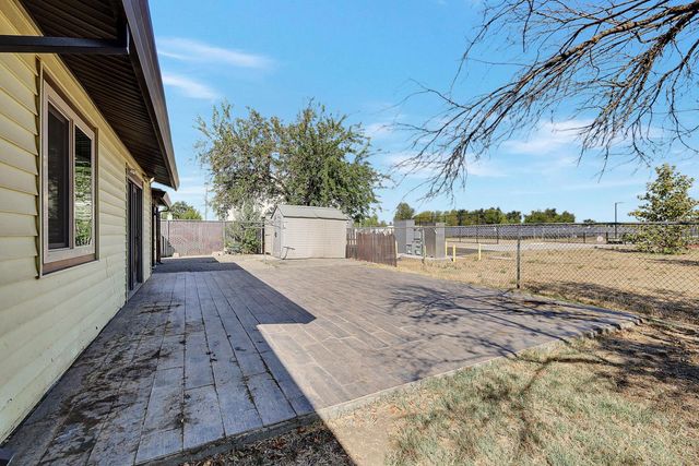 4294 Lever Ave, Olivehurst, CA 95961