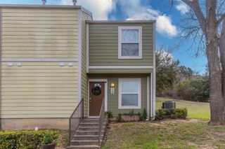 1500 Lake Shore Drive 404, Waco, TX 76708